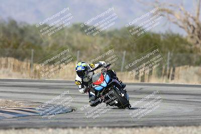 media/Dec-01-2025-Moto Forza (Mon) [[2daa91e15f]]/2-Intermediate Group/Session 3 (Turn 3)/